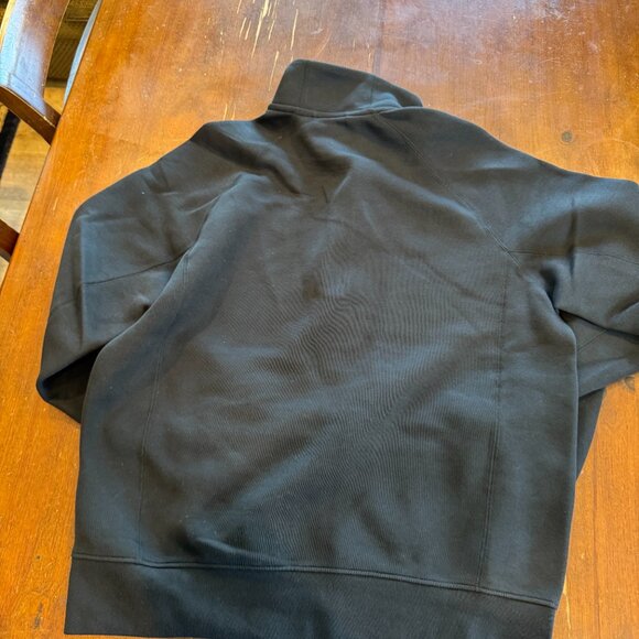 Nike Sportswear Tech Fleece and Sweatpants - Picture 3 of 6